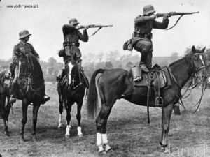 German-ww2-cavalry